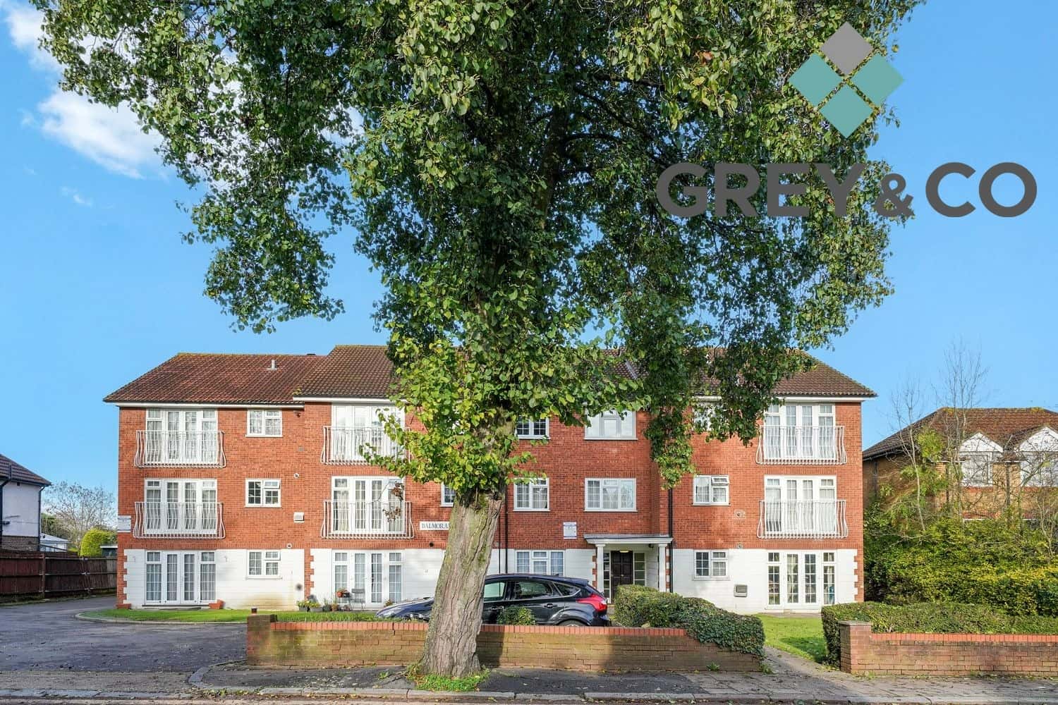 Flat in Wembley Pk - Perfect for First Time Buyers or Investors. Guide Price £350,000 to £375,000 property first image