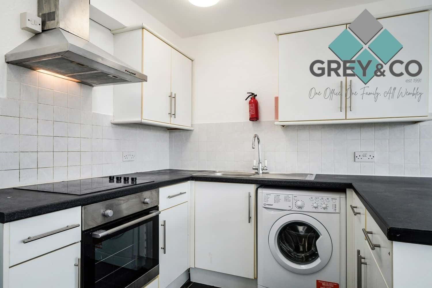 Ideal for first-time buyers or as a buy to let investment with the 2 bedroom flat in Northolt. property first image