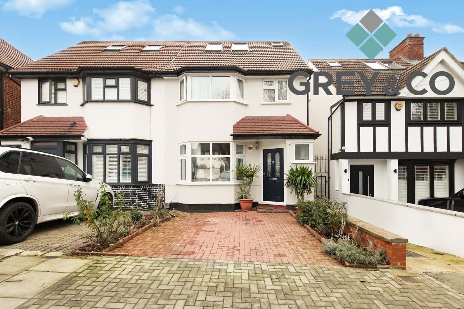 Stunning 3-Bed Semi-Detached Family Home in Wembley with Parking property first image