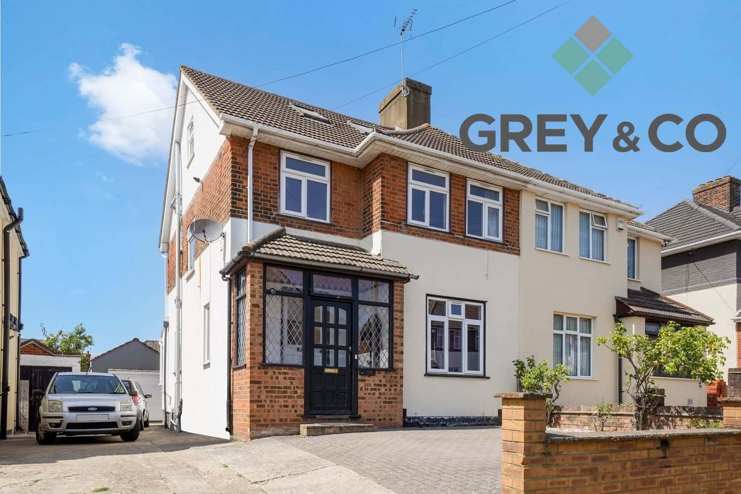 Spacious 5-Bedroom Semi-Detached Home in Wembley, Chain Free property first image
