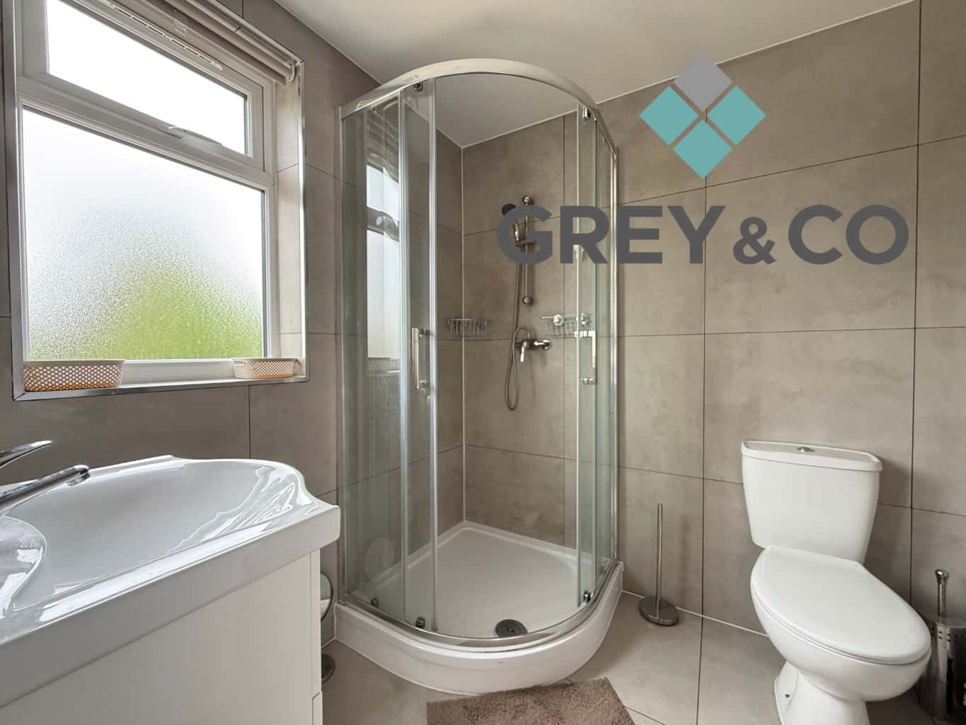 Bright, Modern Studio Flat in Wembley - Bills Included! property first image