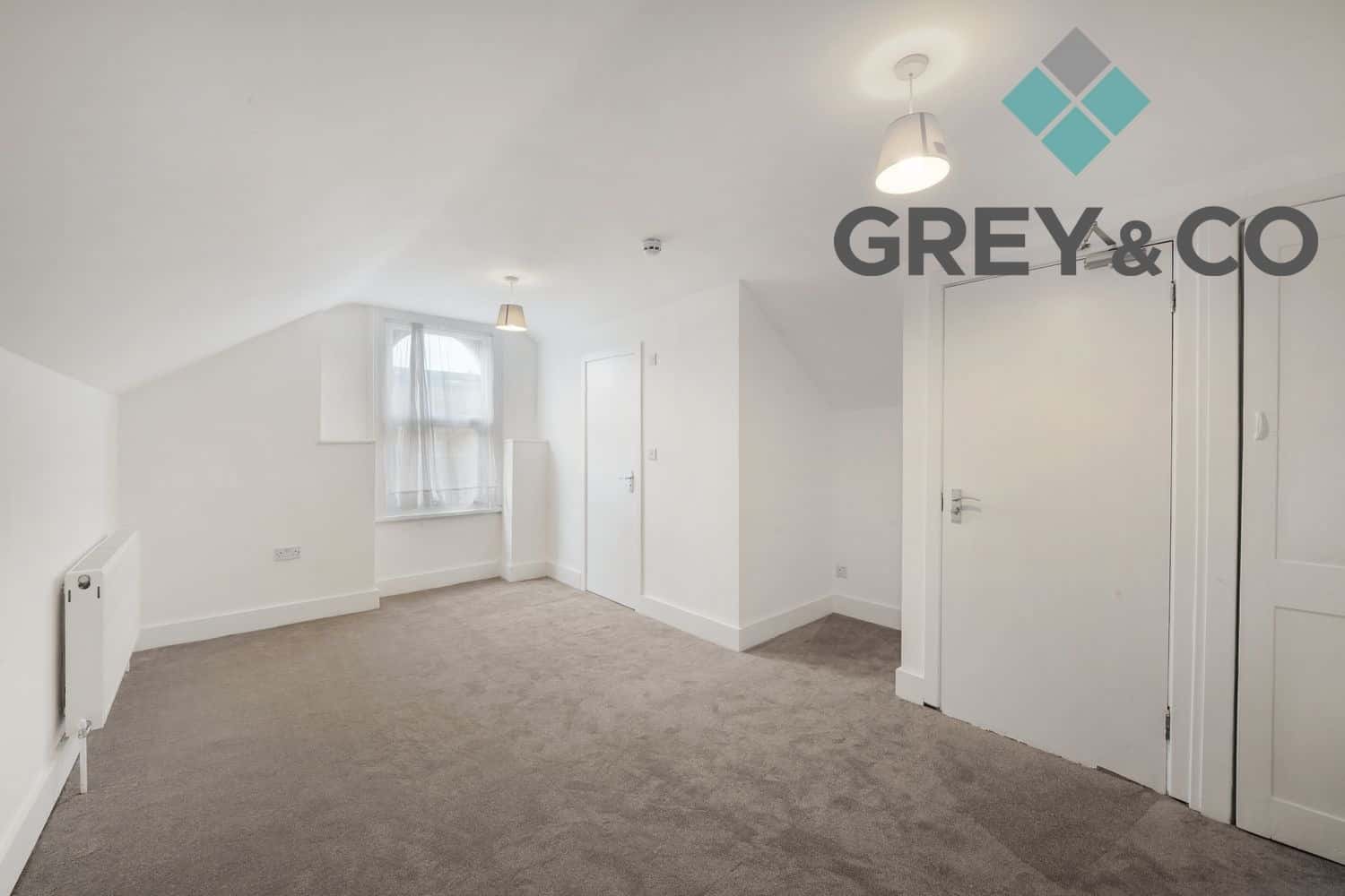 Stunning 5-Bed Wembley Home: Refurbished, Parking, Large Garden CHAIN FREE property first image