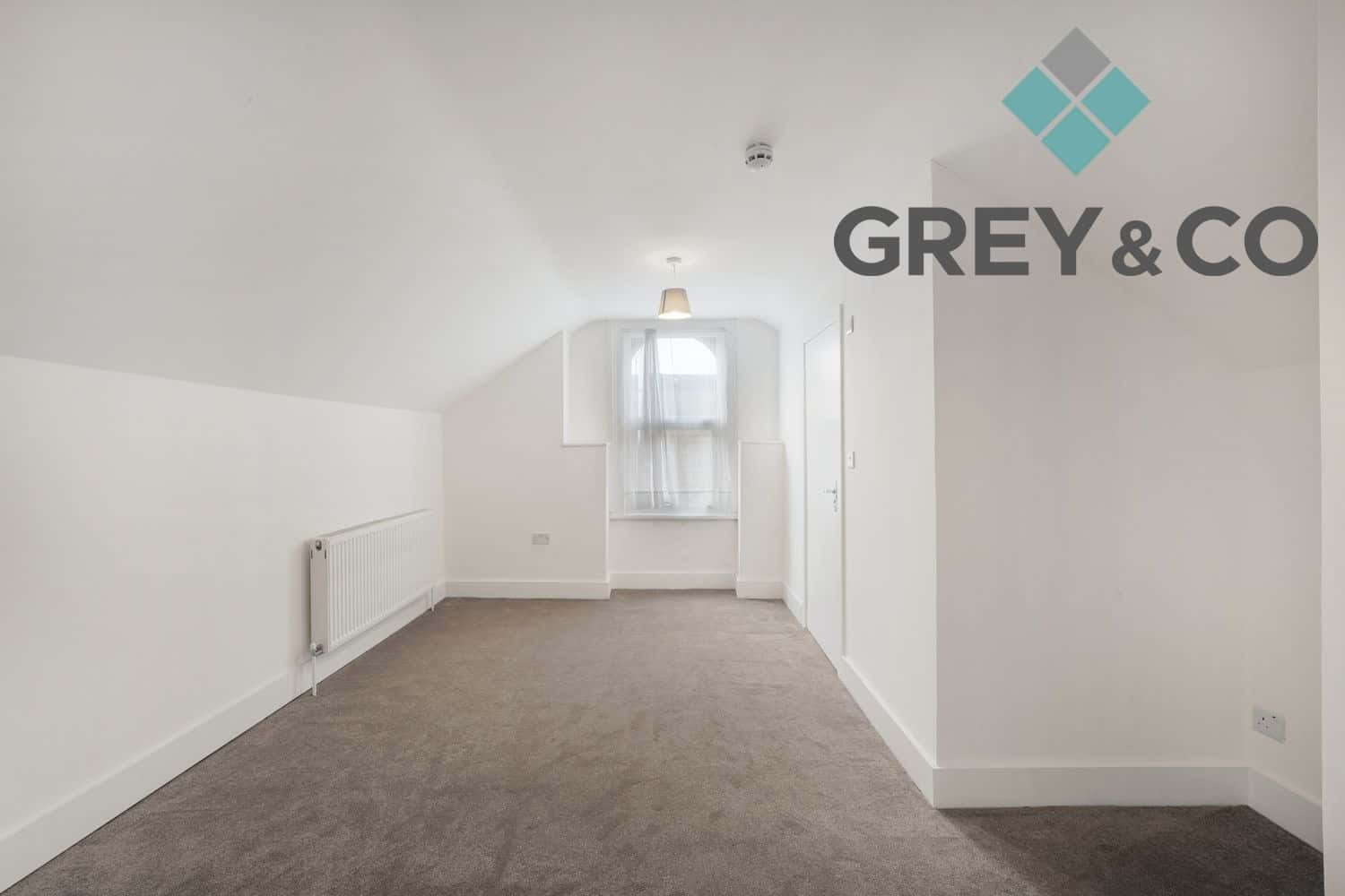 Stunning 5-Bed Wembley Home: Refurbished, Parking, Large Garden CHAIN FREE property first image