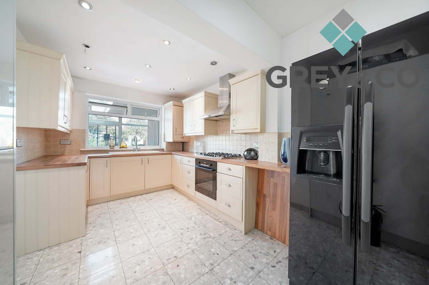 4 Unit Development with High Rental Yield set in a Semi Detached Site on Bassingham Road property first image