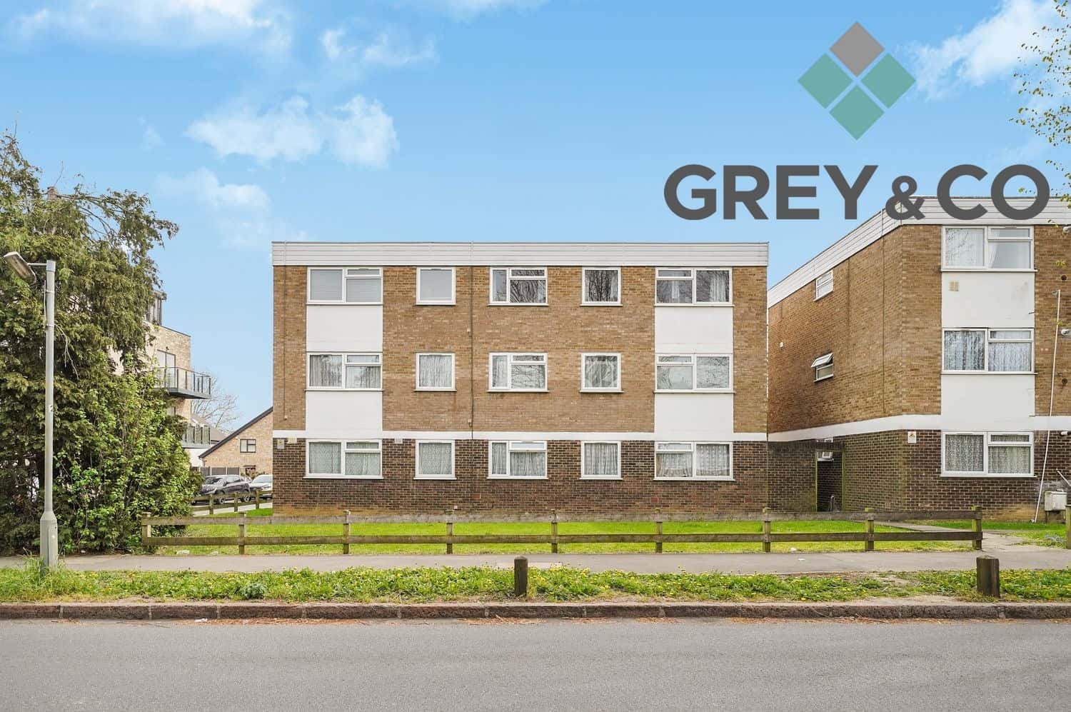 1-Bed Ground Floor Flat in Wembley, Chain Free property first image